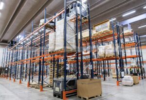 Industrial-pallet-racking-garage-shelving