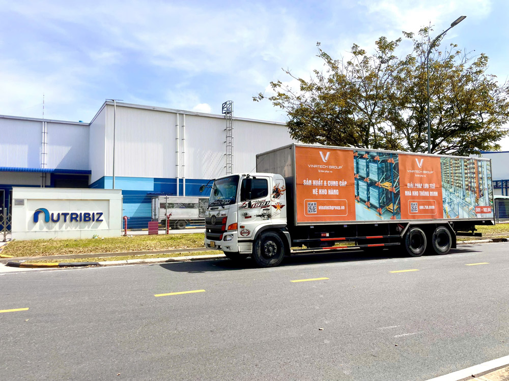 Australia's booming online retail market is reshaping the logistics landscape — and E-commerce fulfillment centers are at the heart of this transformation.
