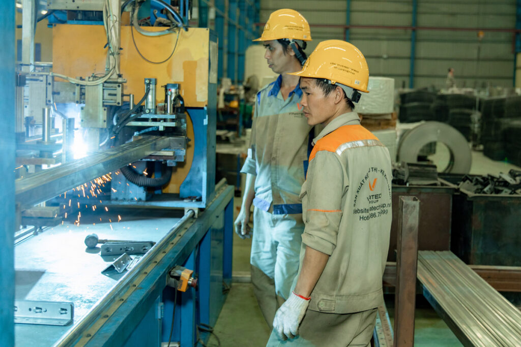 Vinatech factory photos 17