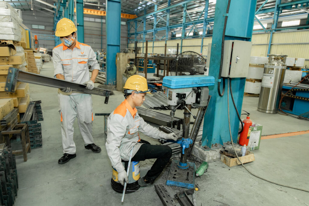 Vinatech factory photos 19