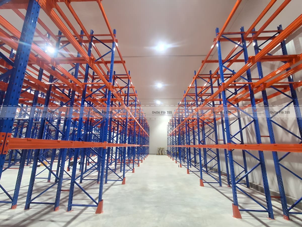 Integrated Racking Solution Combining Selective and Drive-In Systems 2