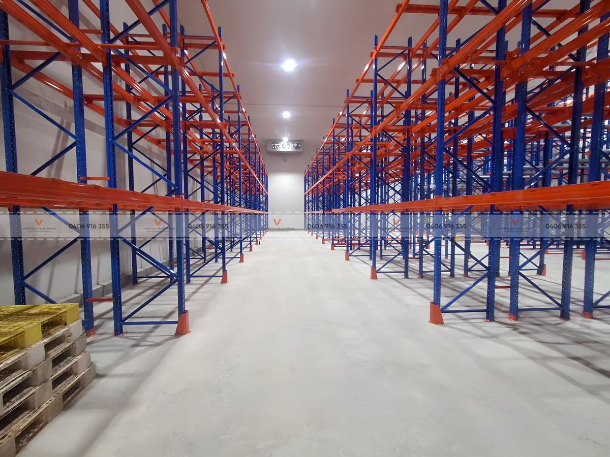 Integrated Racking Solution Combining Selective and Drive-In Systems 7