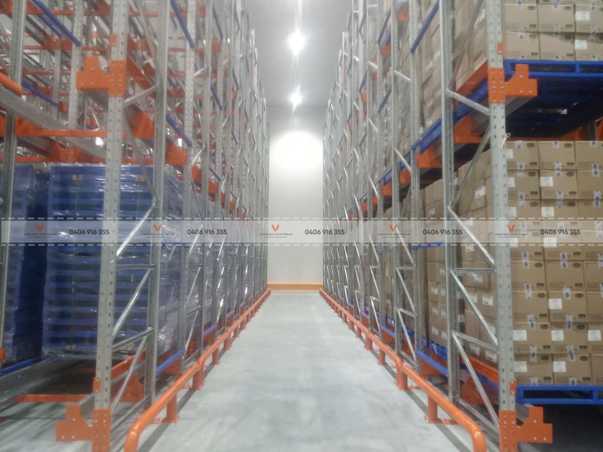 Vinatech 2-Way Shuttle Project for Cold Storage 2