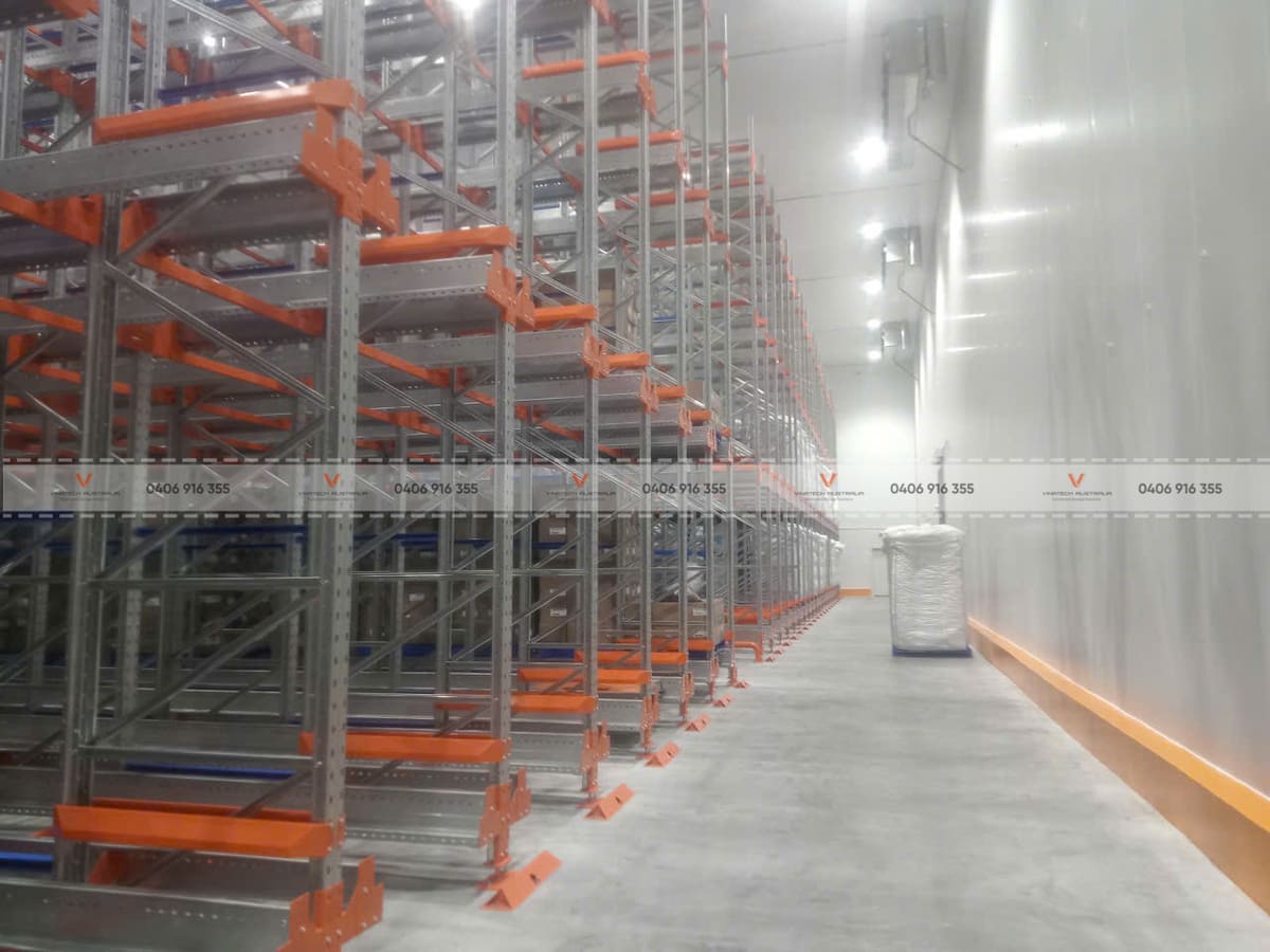 Vinatech 2-Way Shuttle Project for Cold Storage 8