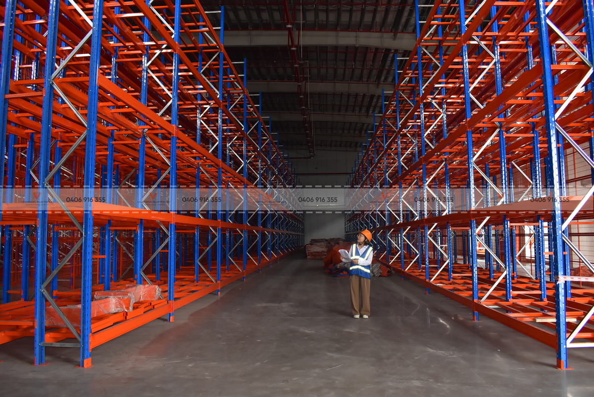 Double Deep Racking Project for a Manufacturing Warehouse 
