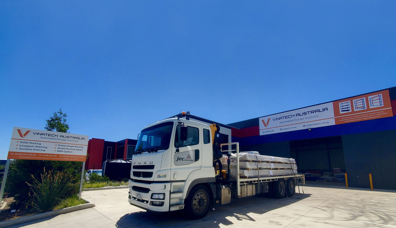 Industrial Warehouse Racking Systems by Vinatech