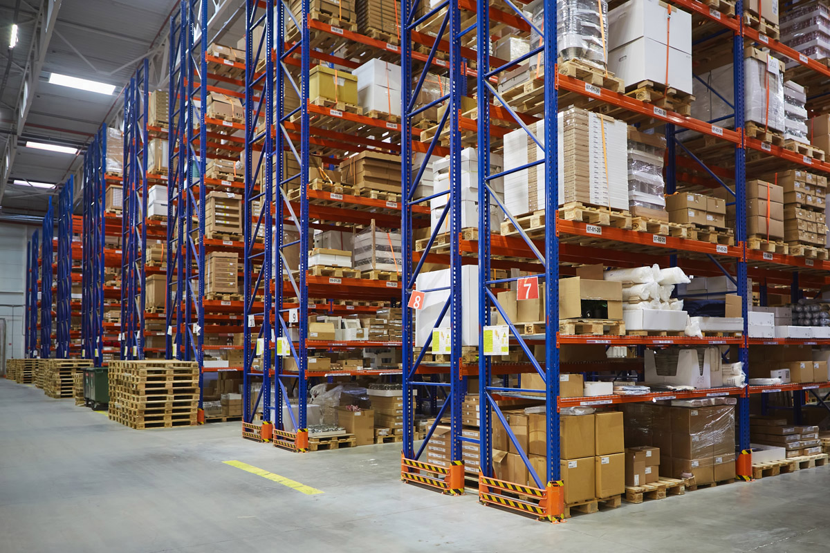Selective Pallet Racking provides 100% direct access to every pallet for fast and efficient warehouse operations.
